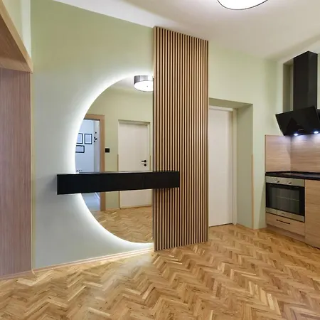 Daire Dumalux Royal Subotica