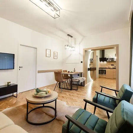 Dumalux Royal סובוטיקה