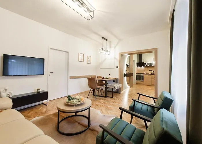 Dumalux Royal スボティツァ