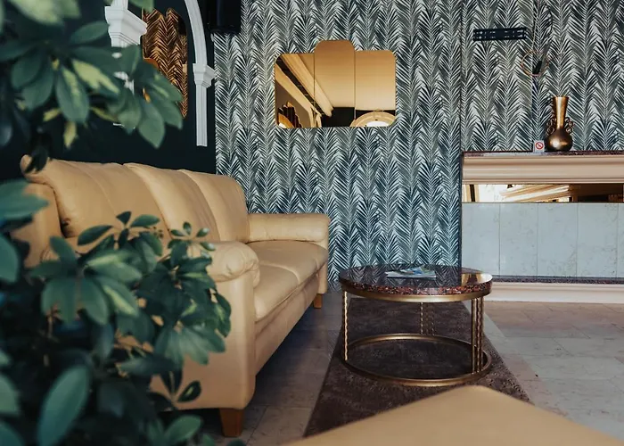 Dumalux Royal アパート スボティツァ