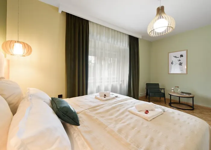 Dumalux Royal スボティツァ