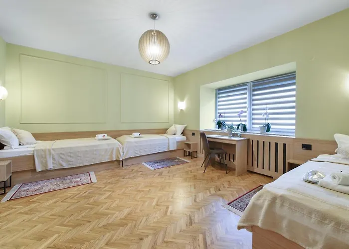 Dumalux Royal スボティツァ